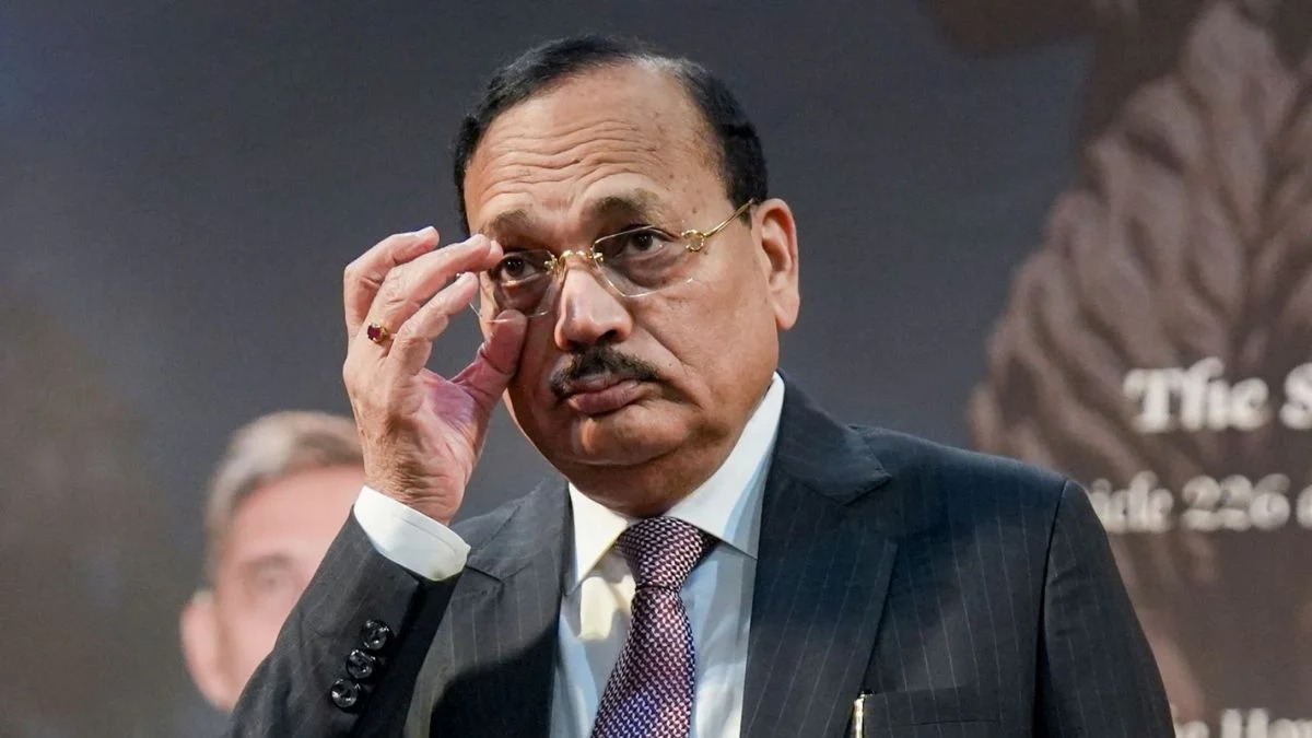 CJI Surya Kant Warns Young Lawyers: “Don’t File PILs for Media Publicity”