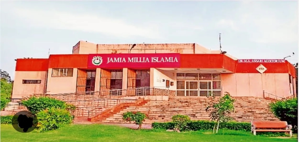 Delhi High Court: Clean Toilets Are Basic Workplace Right, Quashes Action Against Jamia Professor