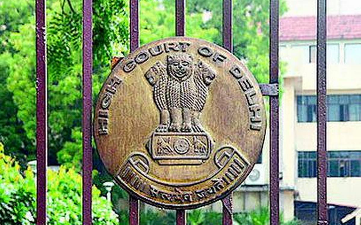 Delhi High Court Slams PNB: Officer’s Dismissal on Retirement Day Quashed