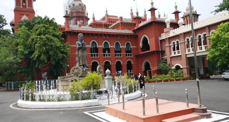 Madras High Court Declares Lawyers Liable for Poor Advice