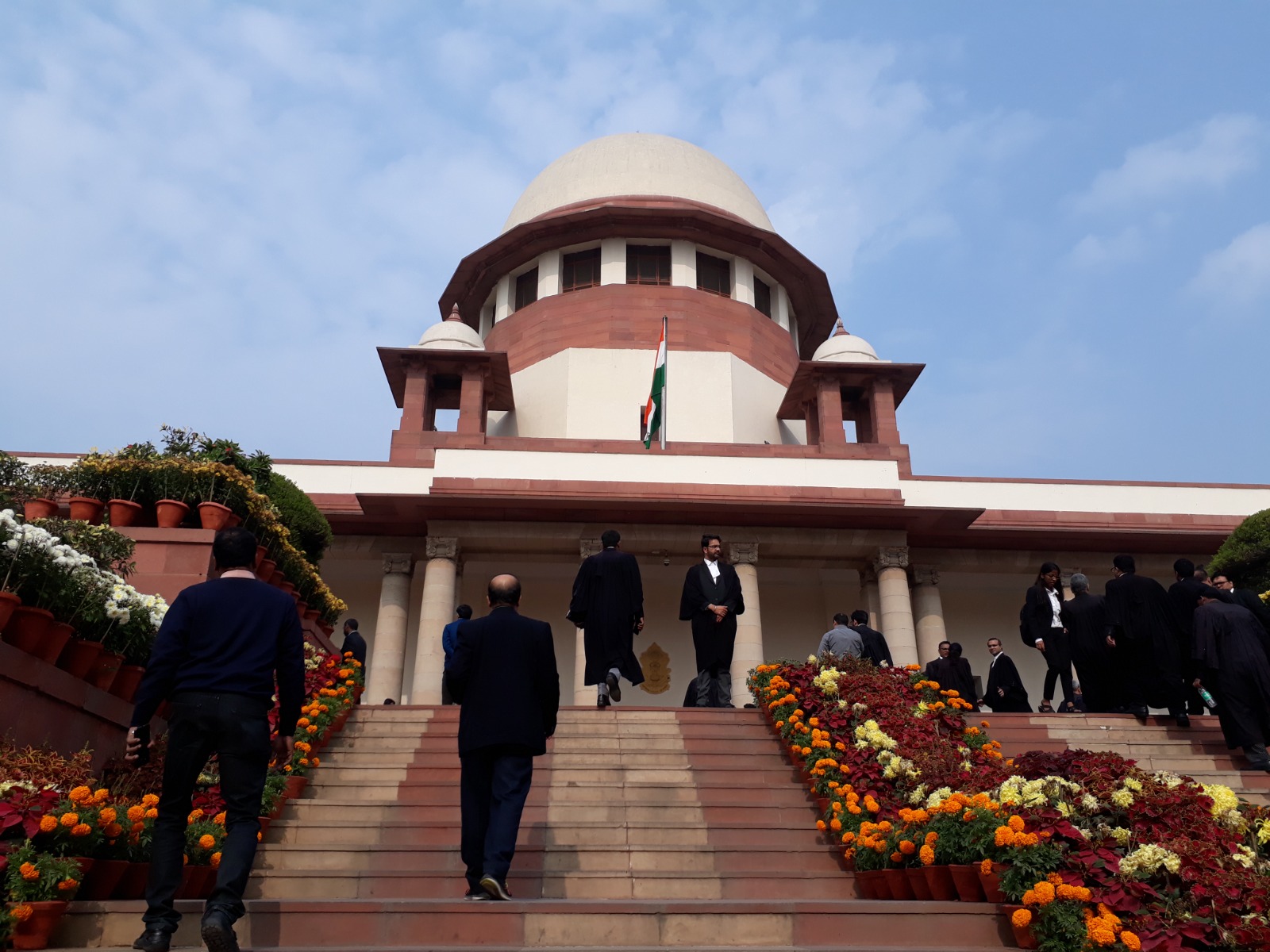 Yumnam Ongbi Tampha Ibema Devi v. Yumnam Joykumar Singh & Others: Supreme Court Rejects Will as Unproved, Upholds High Court’s Findings